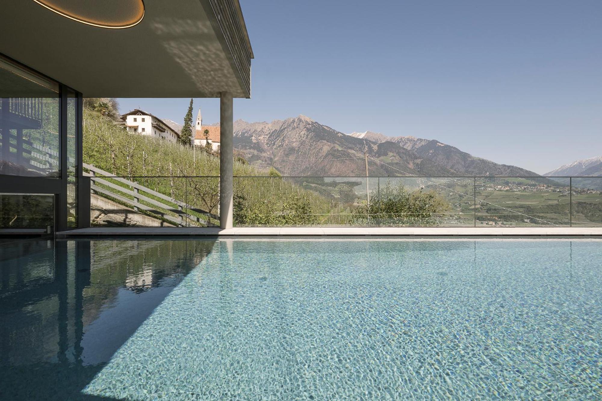 Aqualis 4*