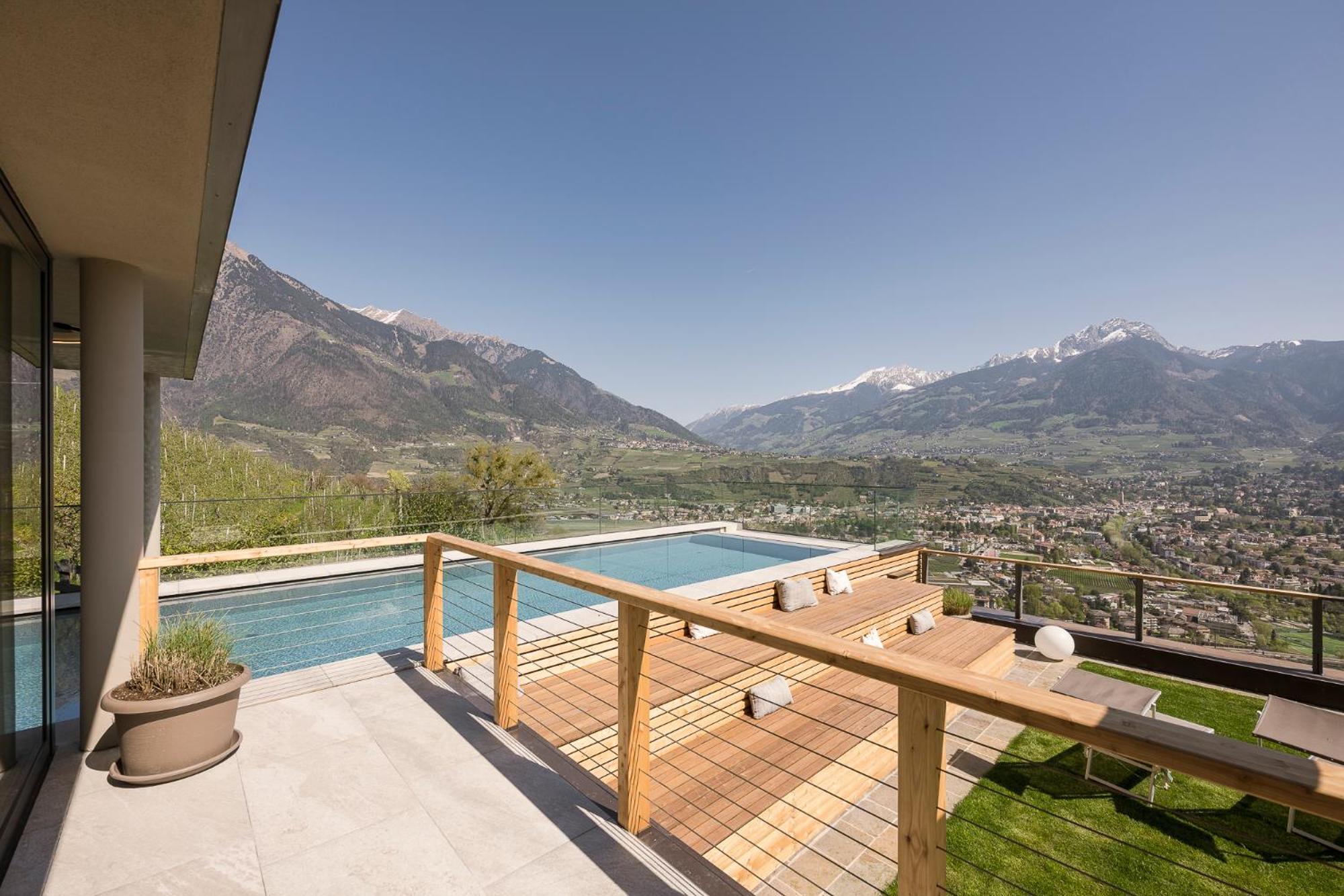 Aqualis Aparthotel