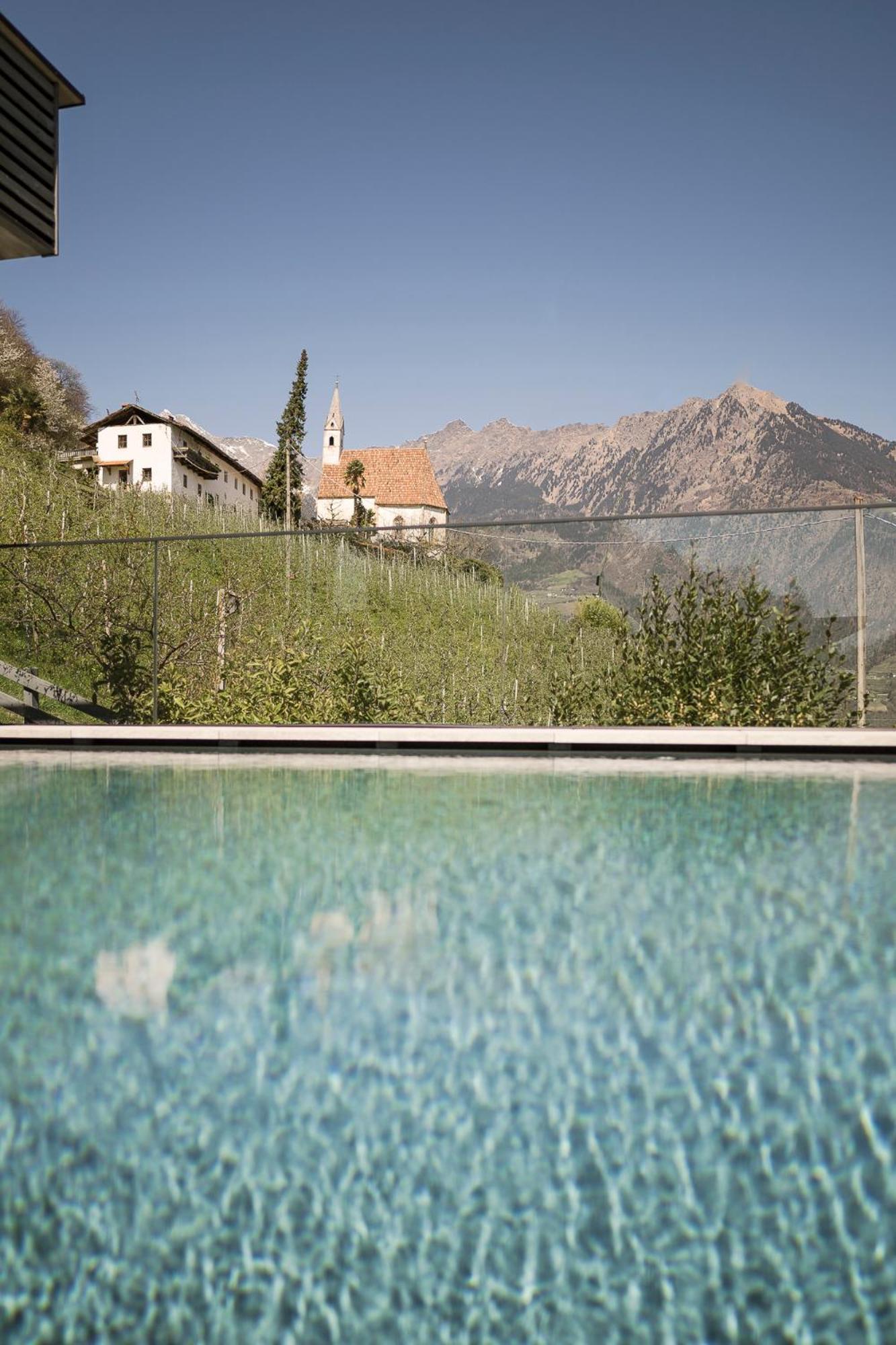 Aqualis Aparthotel