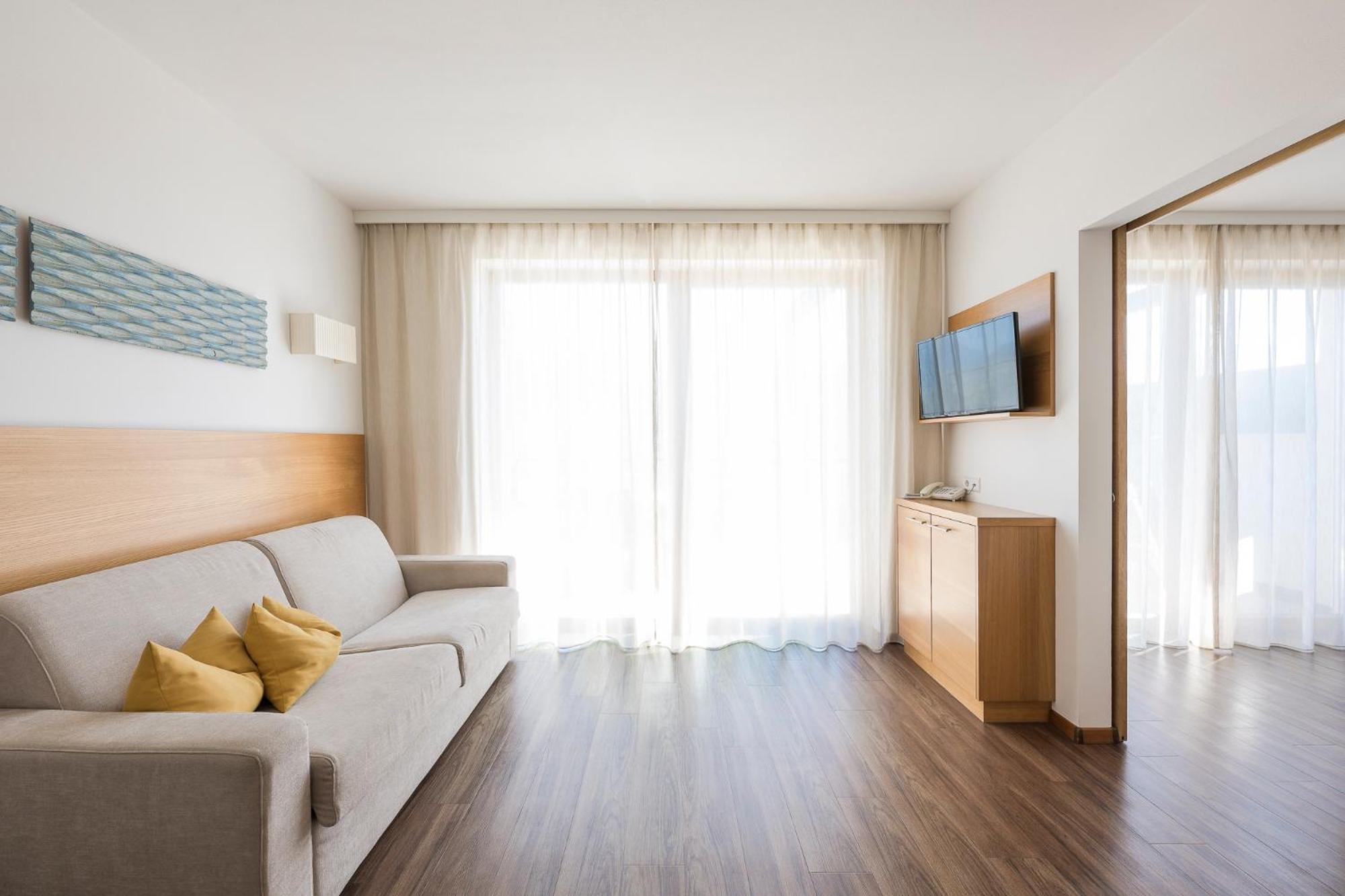Aparthotel Aqualis