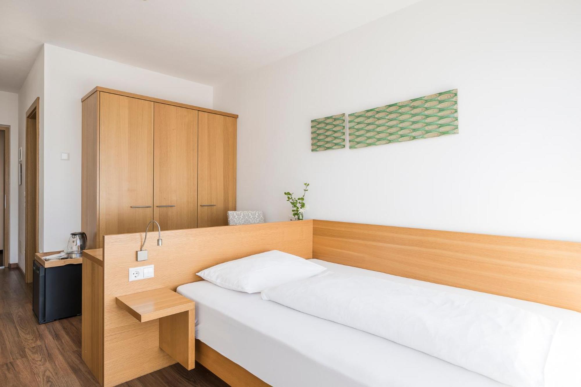 Aqualis Aparthotel Marling